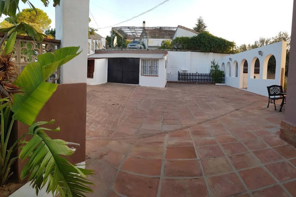 Preciosa Villa Con Gran Piscina Y Fabulosas Vistas Alhaurín de la Torre Eksteriør billede