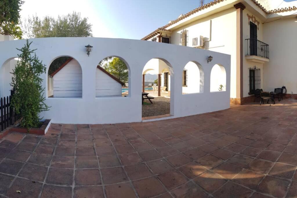 Preciosa Villa Con Gran Piscina Y Fabulosas Vistas Alhaurín de la Torre Eksteriør billede