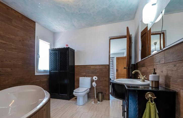 Preciosa Villa Con Gran Piscina Y Fabulosas Vistas Alhaurín de la Torre Eksteriør billede